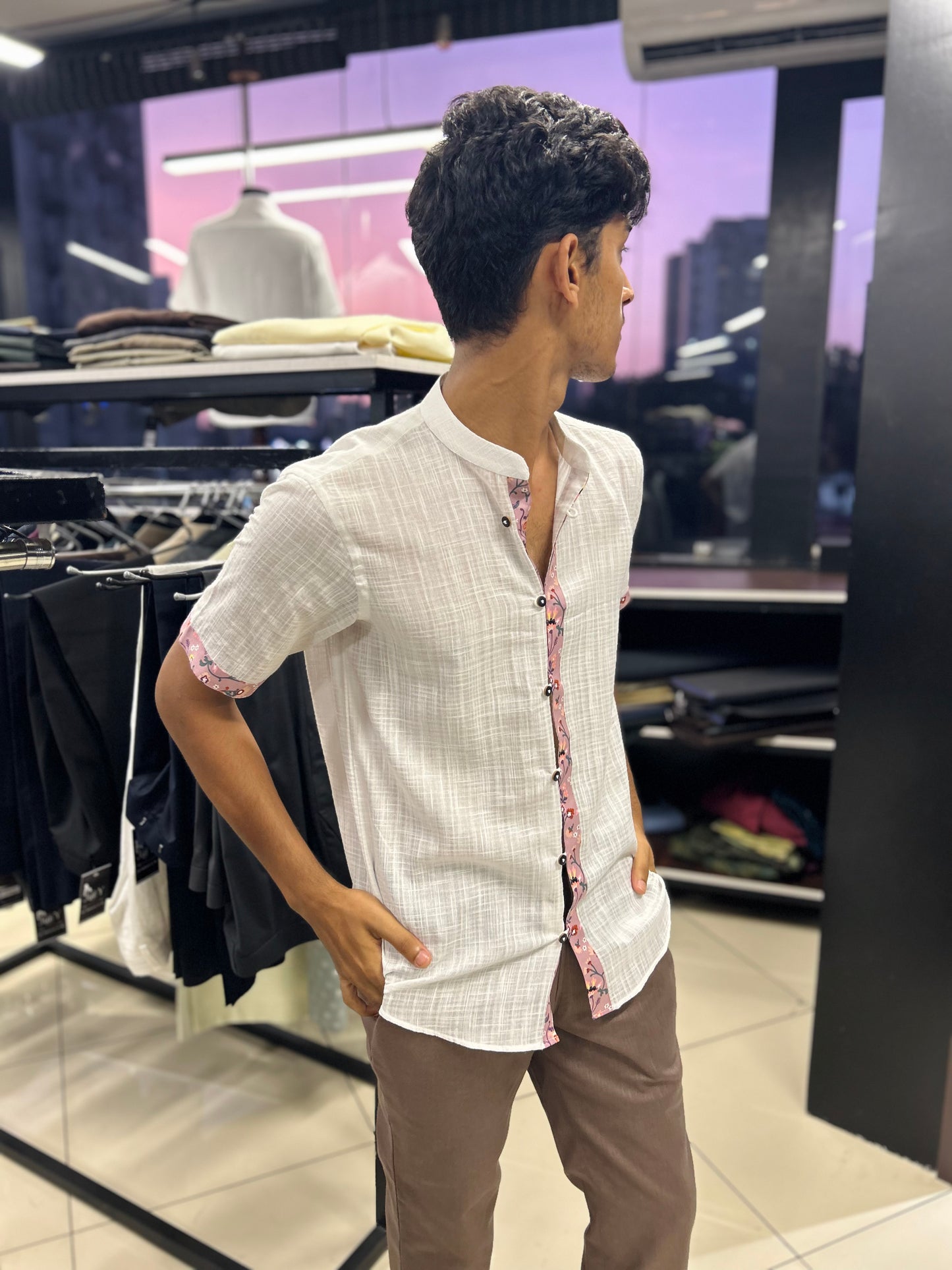 Cotton shirt with colourful Placket