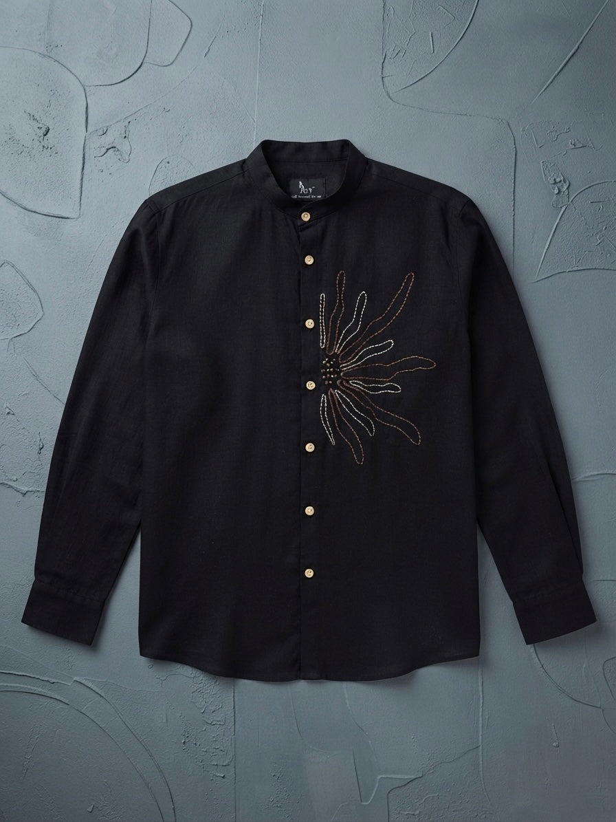 Border Flower Black Shirt