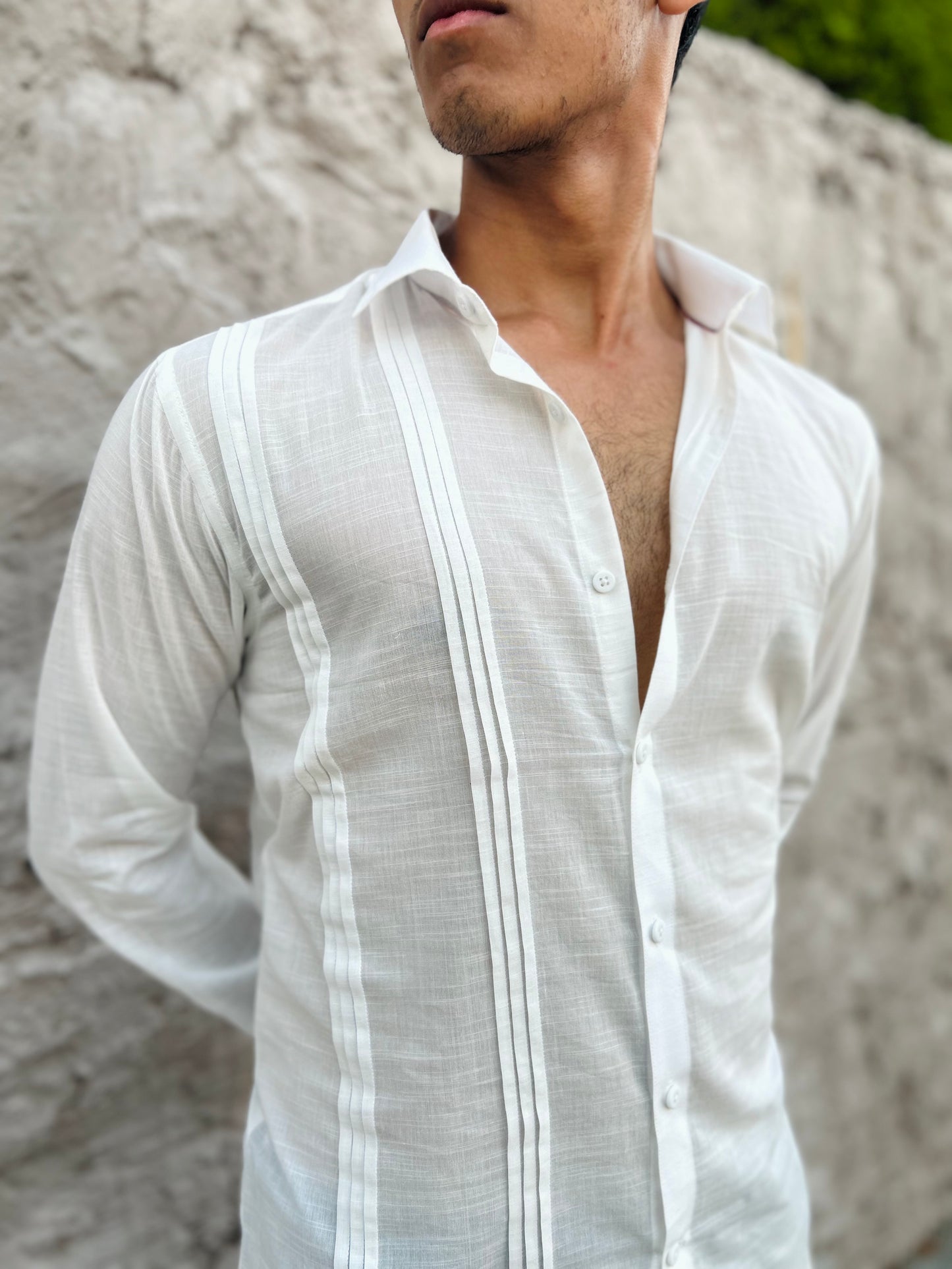 White solid full sleeve shirt with pleats