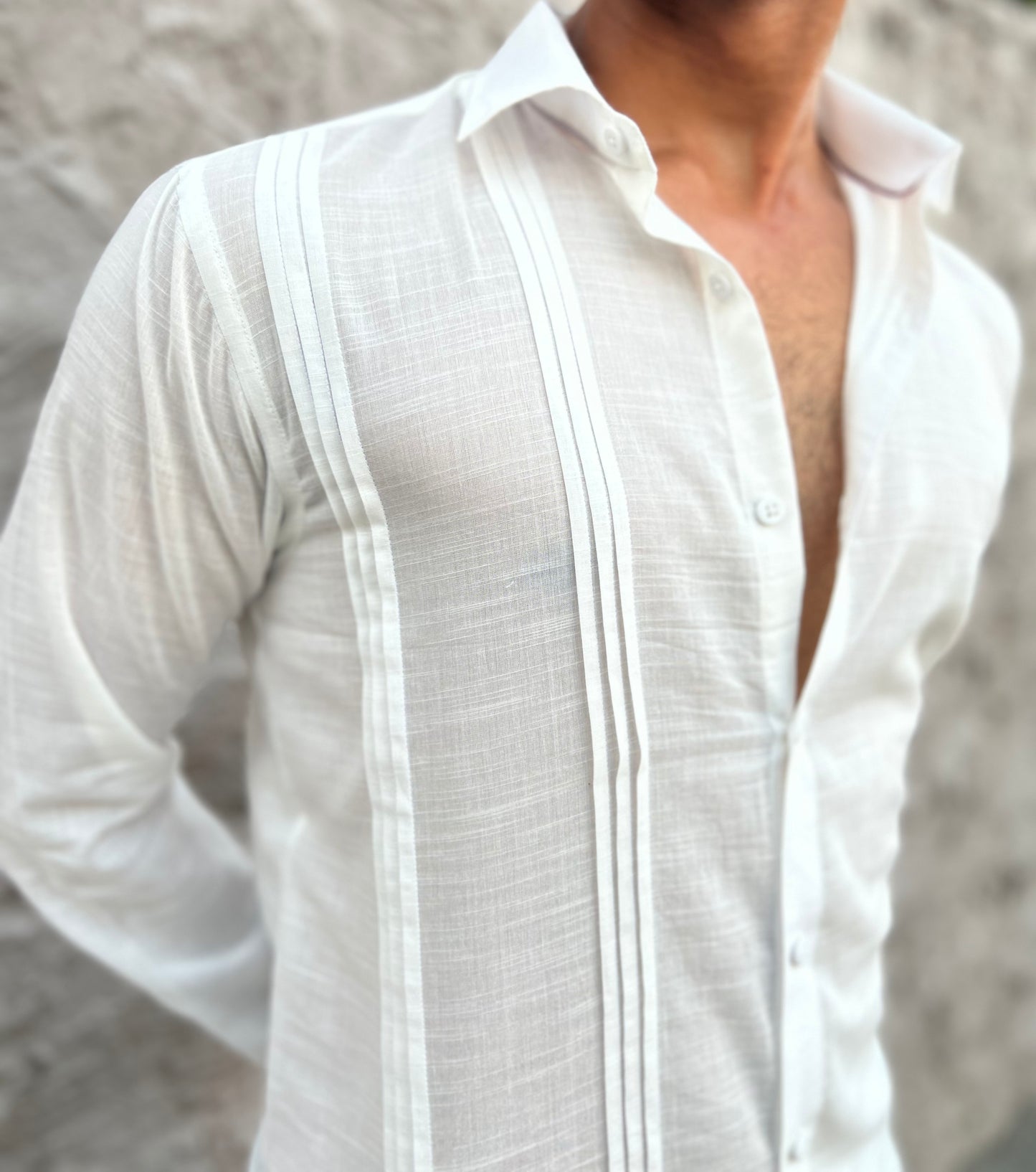 White solid full sleeve shirt with pleats